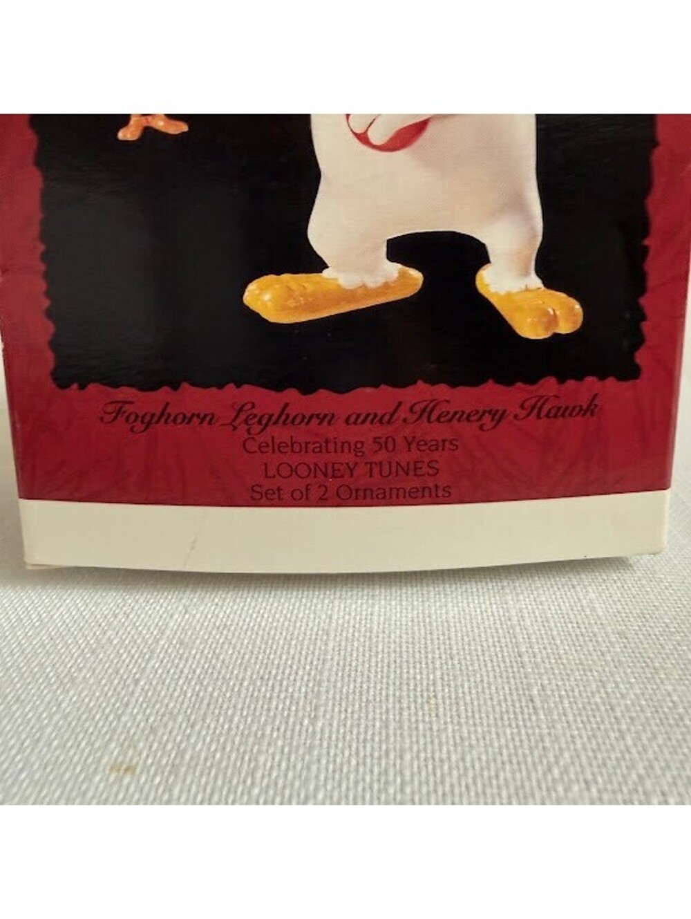 Hallmark 1996 Keepsake Ornament Looney Tunes Foghorn Leghorn and Henery Hawk (2) - Picture 4 of 4